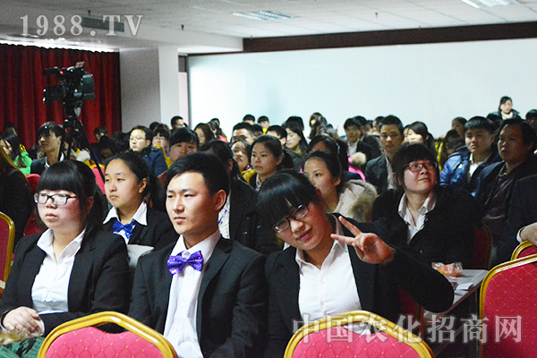 相親相愛的一家人