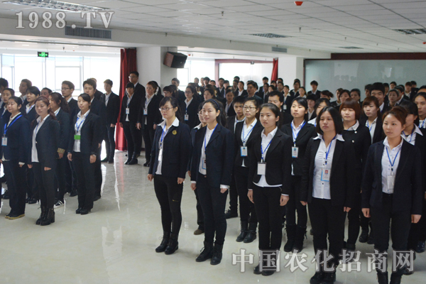 成就自己,先成就團(tuán)隊(duì)!